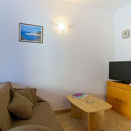 Apartmani Dorita Mali Lošinj Kültér fotó