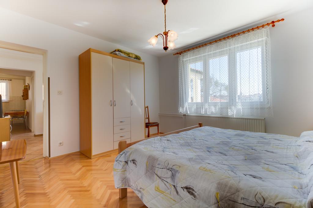 Apartmani Dorita Mali Lošinj Kültér fotó