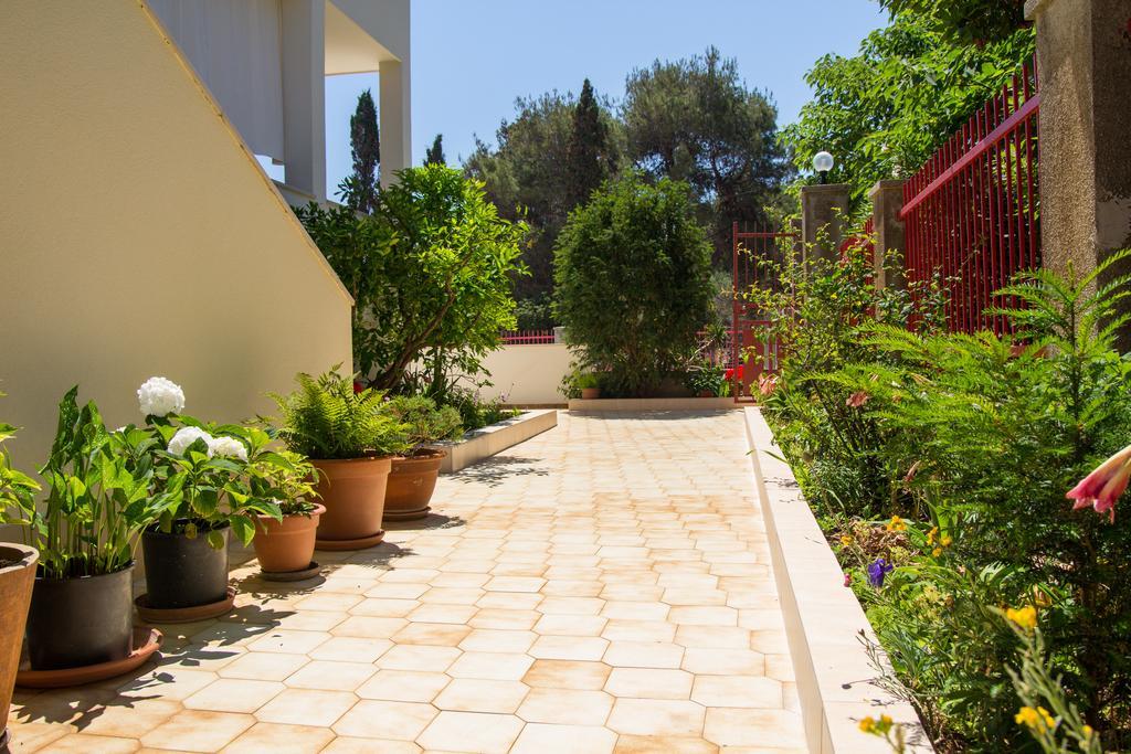 Apartmani Dorita Mali Lošinj Kültér fotó