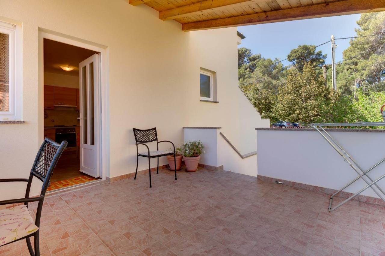 Apartmani Dorita Mali Lošinj Kültér fotó