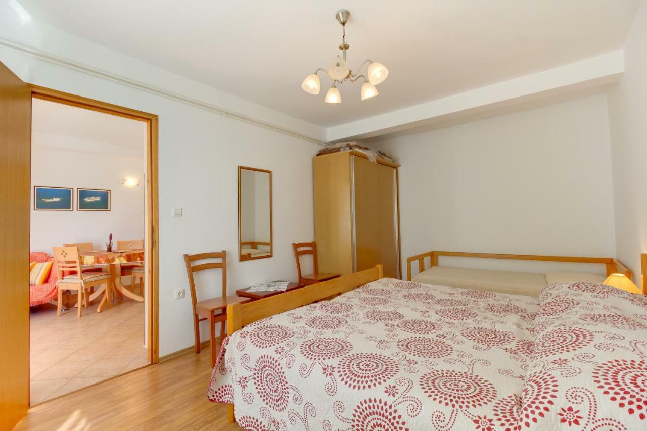 Apartmani Dorita Mali Lošinj Kültér fotó